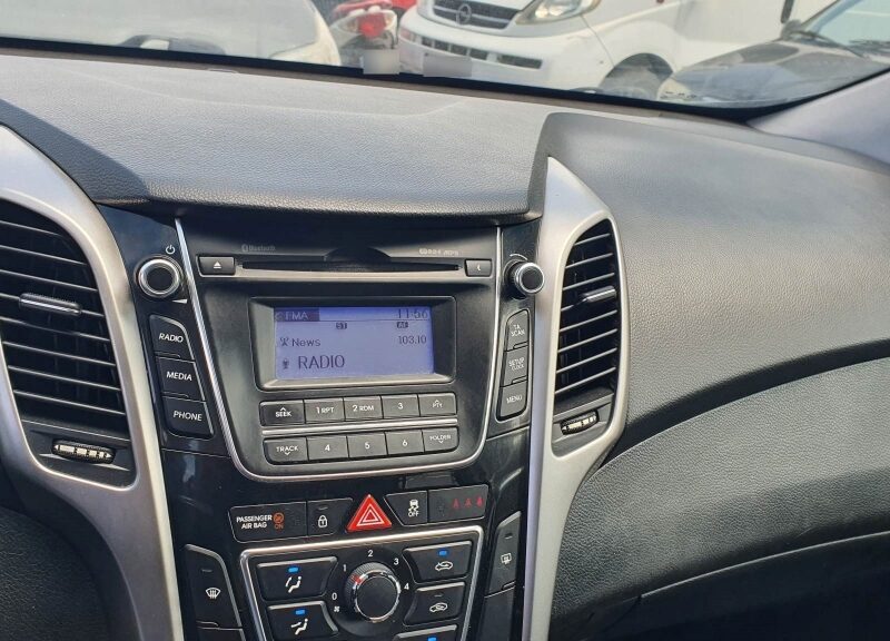 Hyundai i30 CRDi 2013 DIESEL
