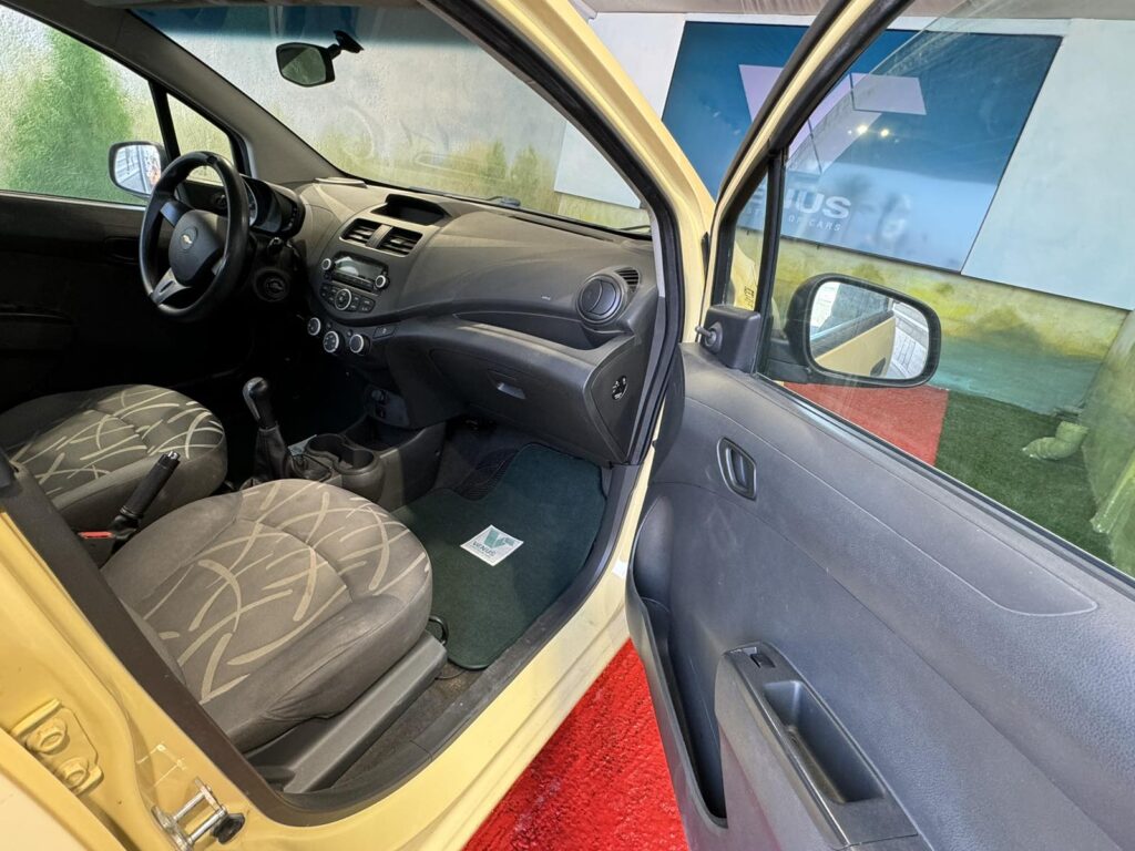 Chevrolet Spark S-TECH II 2015