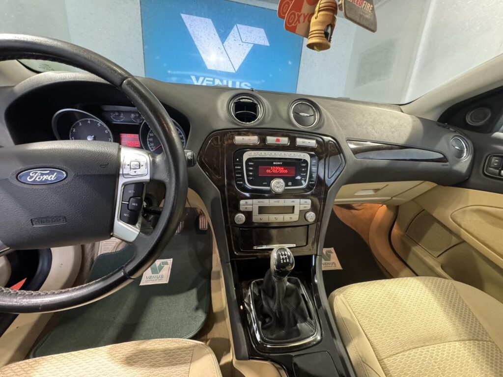 Ford Mondeo Ghia 16v 2008