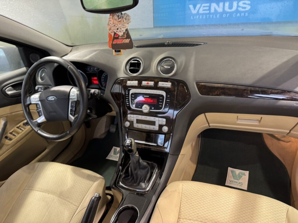 Ford Mondeo Ghia 16v 2008