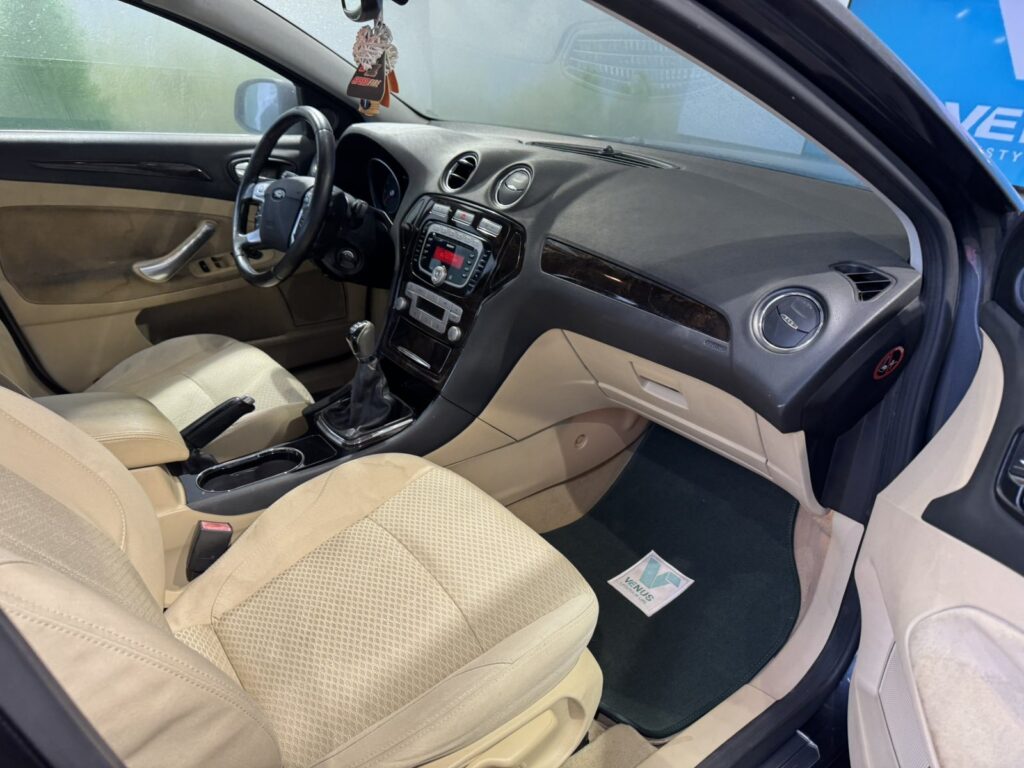 Ford Mondeo Ghia 16v 2008