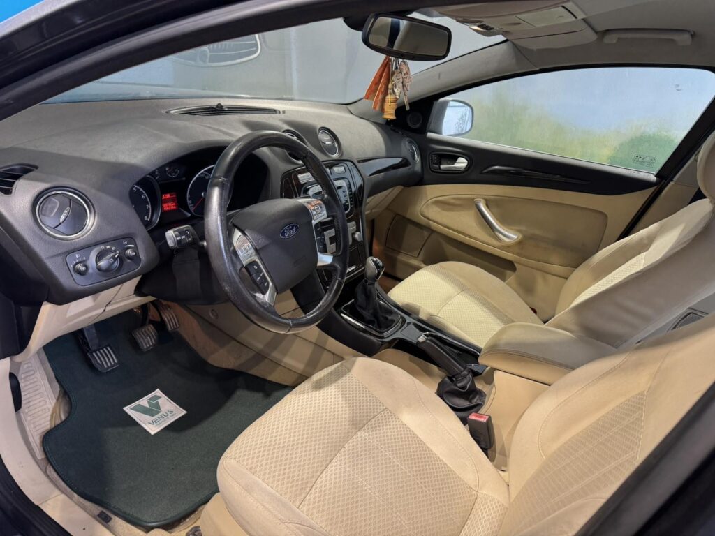 Ford Mondeo Ghia 16v 2008