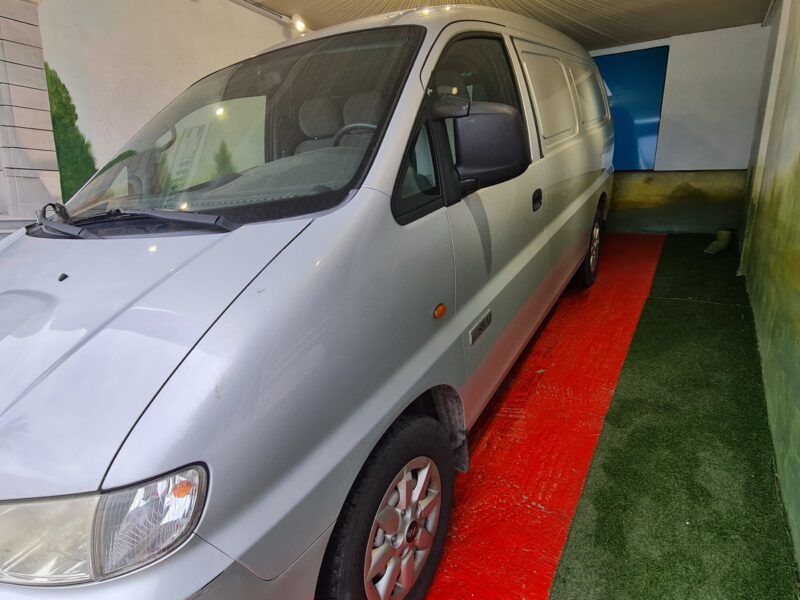 Hyundai H-1 CRDi DIESEL 2005