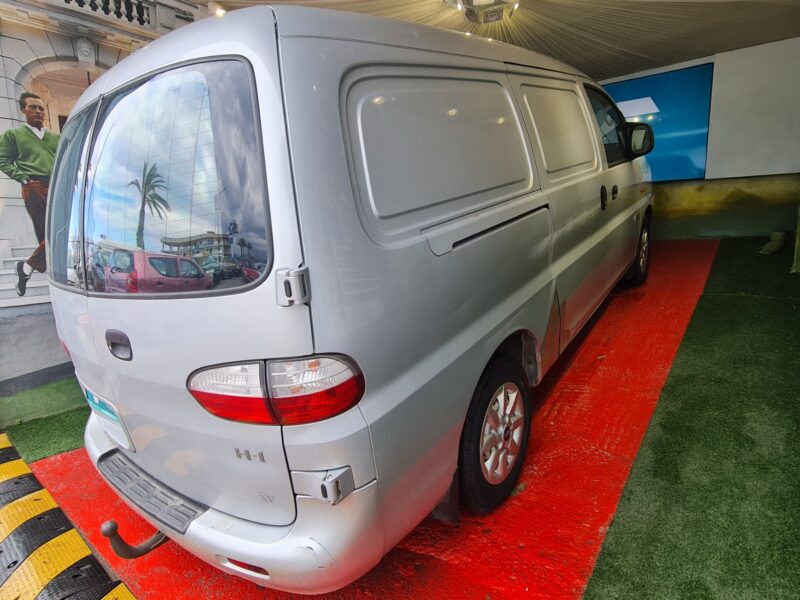 Hyundai H-1 CRDi DIESEL 2005