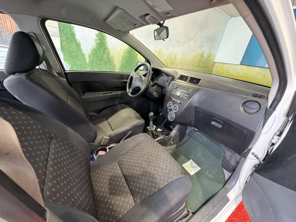 Daihatsu Cuore 12v 2008