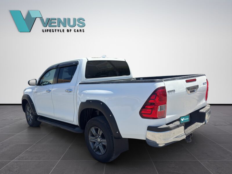 Toyota Hilux D-4D Double Cabin 4x4 Auto 2023 ΕΤΟΙΜΟΠΑΡΑΔΟΤΟ