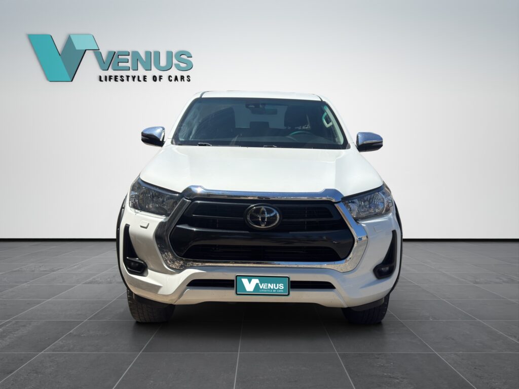 Toyota Hilux D-4D Double Cabin 4x4 Auto 2023 ΕΤΟΙΜΟΠΑΡΑΔΟΤΟ