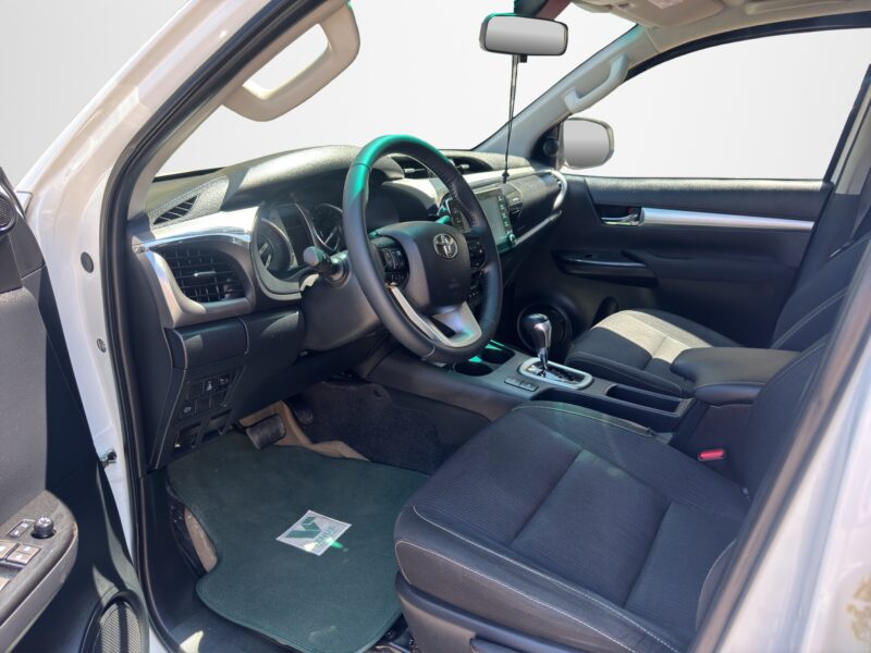 Toyota Hilux D-4D Double Cabin 4x4 Auto 2023 ΕΤΟΙΜΟΠΑΡΑΔΟΤΟ