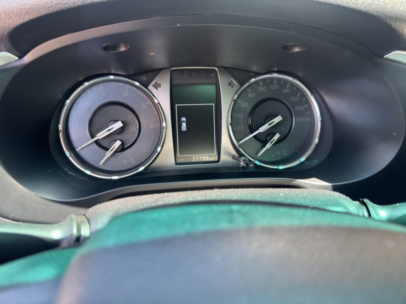 Toyota Hilux D-4D Double Cabin 4x4 Auto 2023 ΕΤΟΙΜΟΠΑΡΑΔΟΤΟ