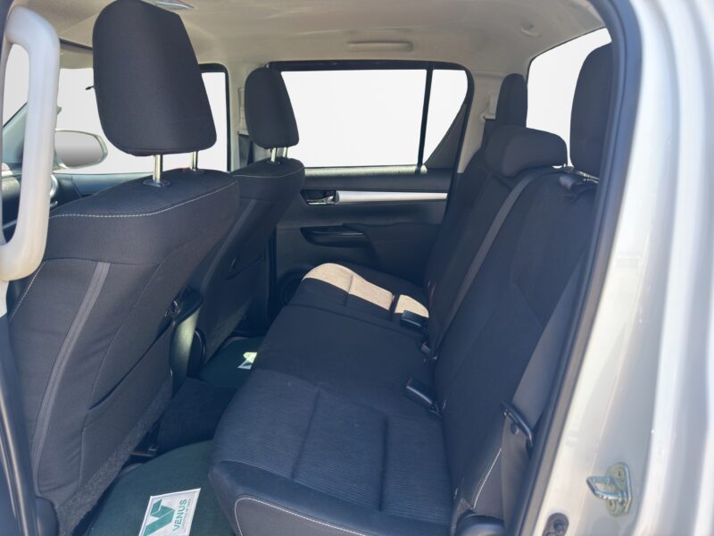 Toyota Hilux D-4D Double Cabin 4x4 Auto 2023 ΕΤΟΙΜΟΠΑΡΑΔΟΤΟ