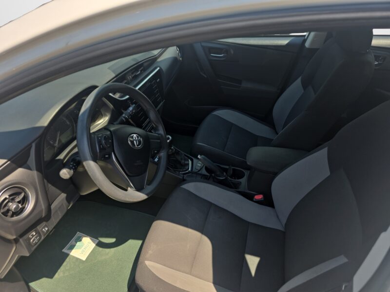 Toyota Auris D-40 Diesel 2016 - ΠΡΟΣΦΟΡΑ ΓΙΑ ΛΙΓΕΣ ΜΕΡΕΣ