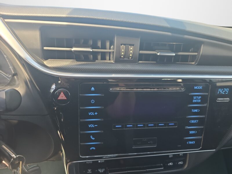 Toyota Auris D-40 Diesel 2016 - ΠΡΟΣΦΟΡΑ ΓΙΑ ΛΙΓΕΣ ΜΕΡΕΣ