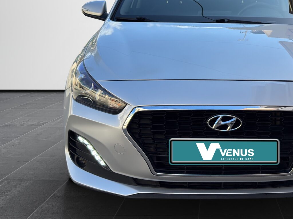 Hyundai i30 Fastback Turbo Auto 2018