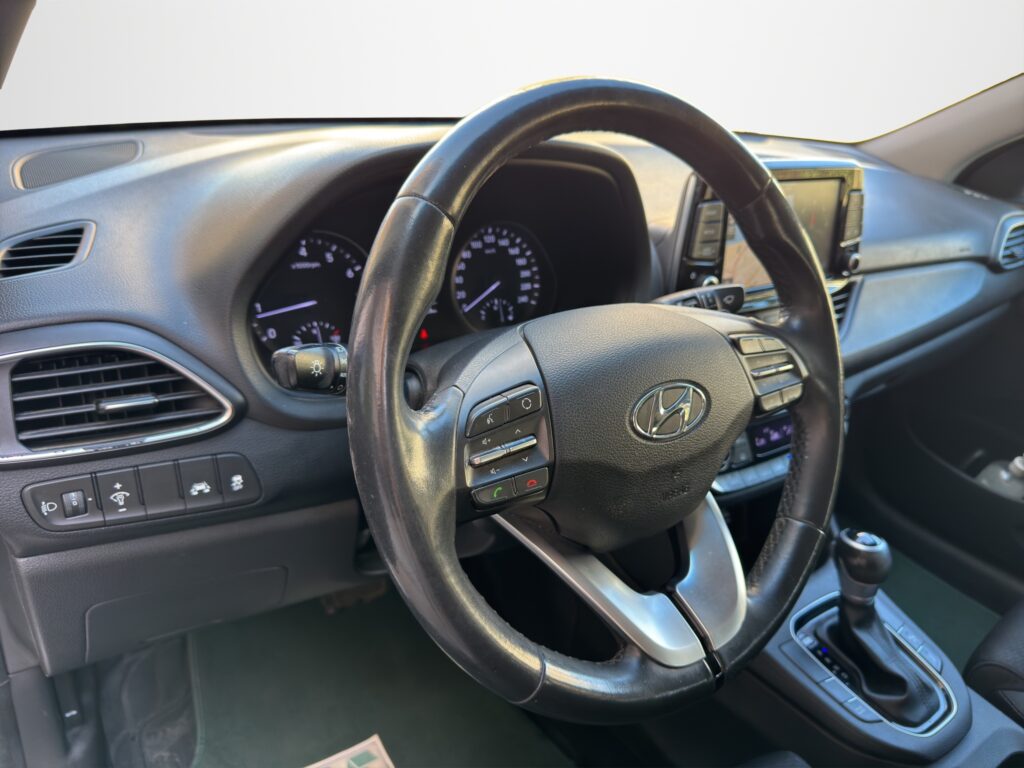 Hyundai i30 Fastback Turbo Auto 2018