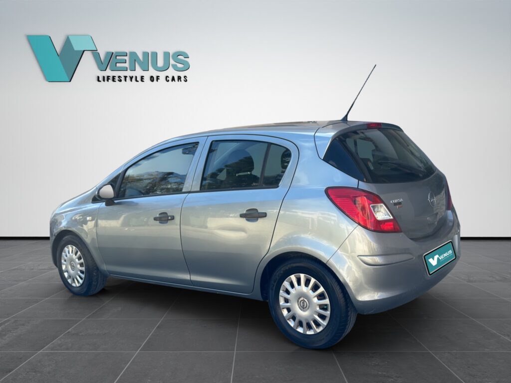 Opel Corsa 1.2 16v Twinport 2010