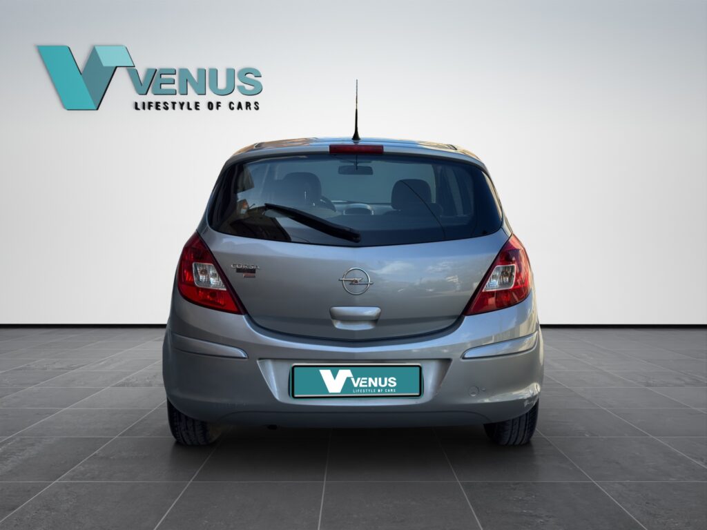Opel Corsa 1.2 16v Twinport 2010