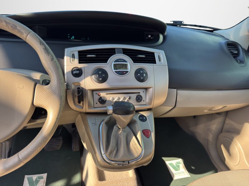 Renault Megane Scenic LPG 2007