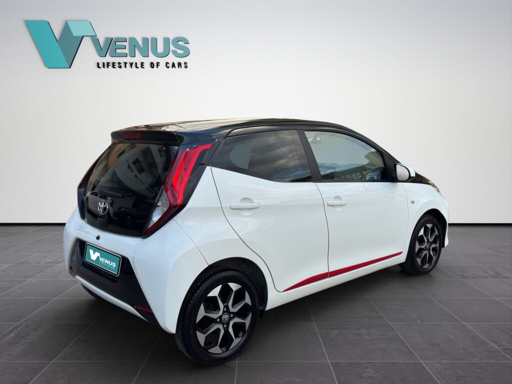 Toyota Aygo Auto 2021