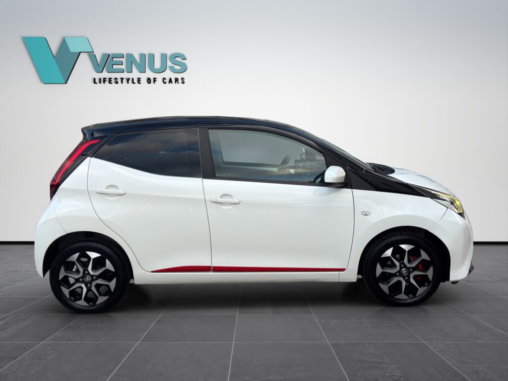 Toyota Aygo Auto 2021