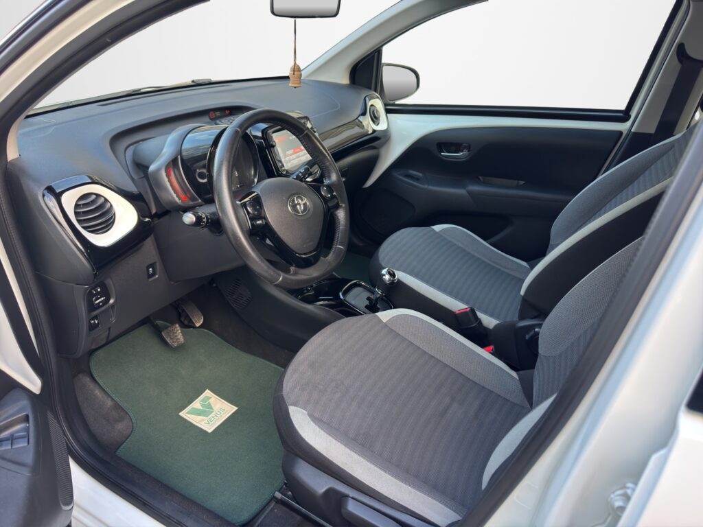 Toyota Aygo Auto 2021
