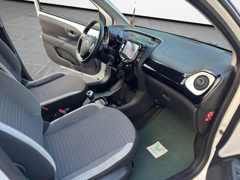 Toyota Aygo Auto 2021