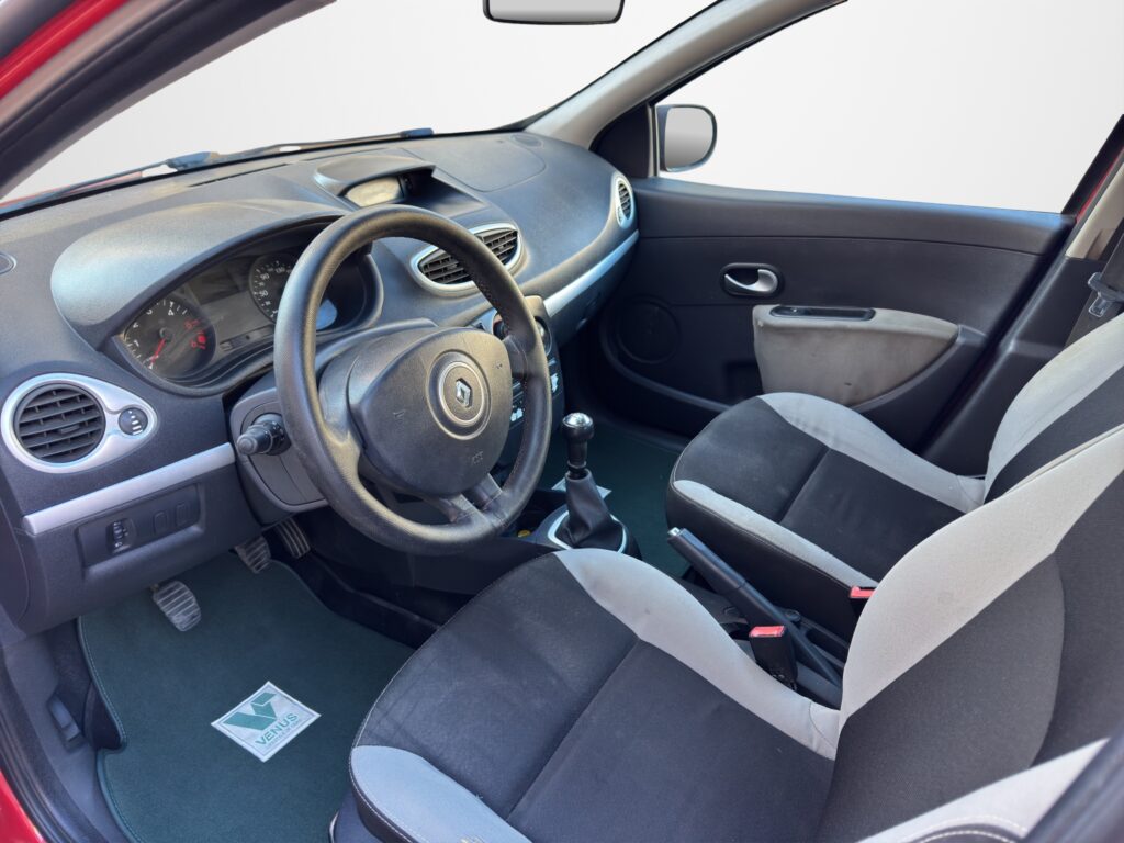 Renault Clio 1.5 DCI Diesel 2012
