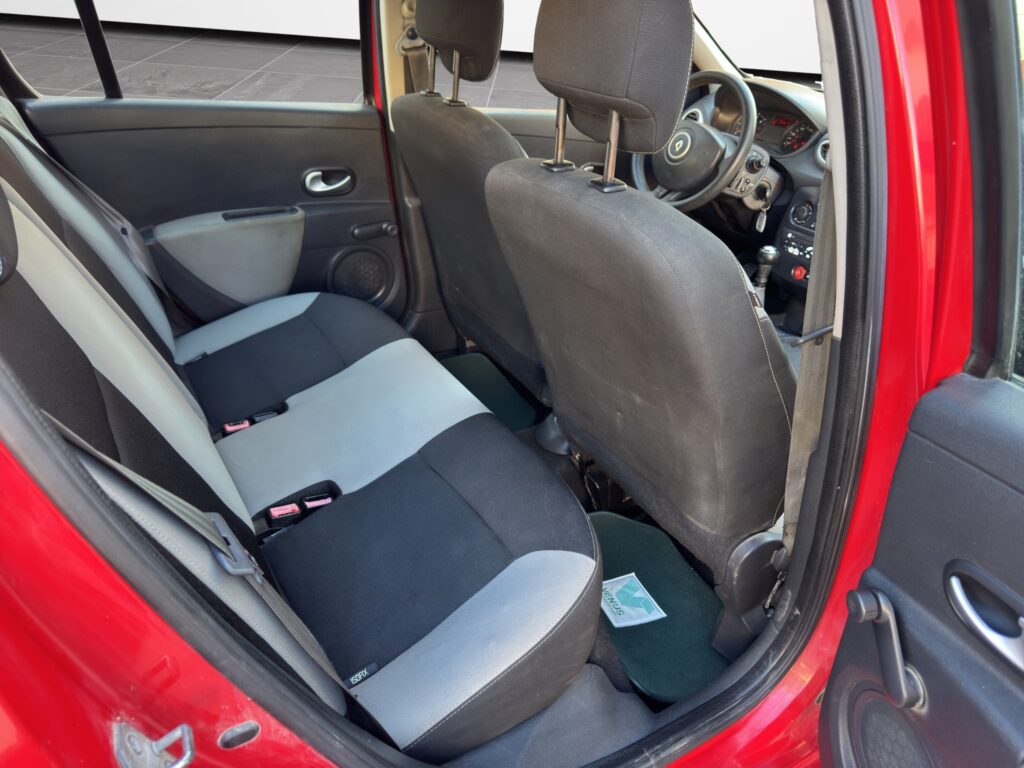 Renault Clio 1.5 DCI Diesel 2012