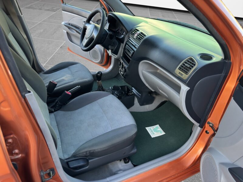 Kia Picanto LX 2006