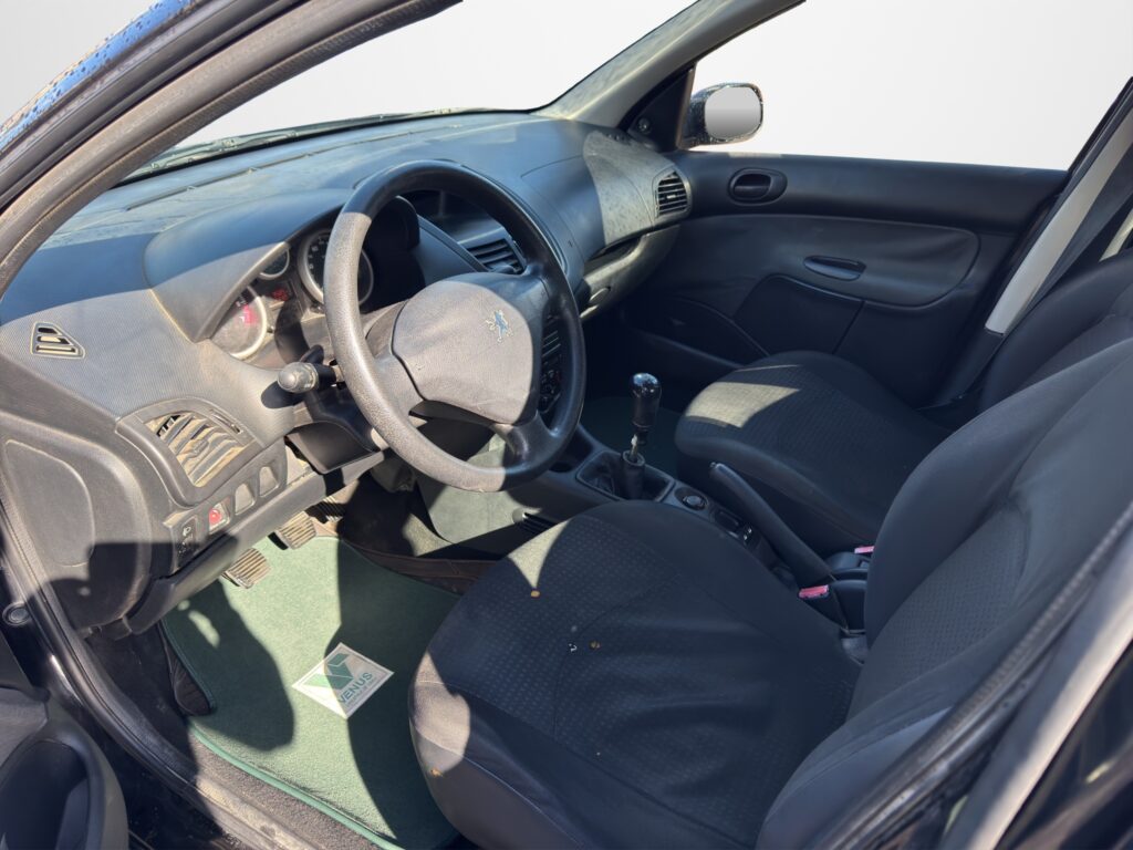 Peugeot 206+ 2010