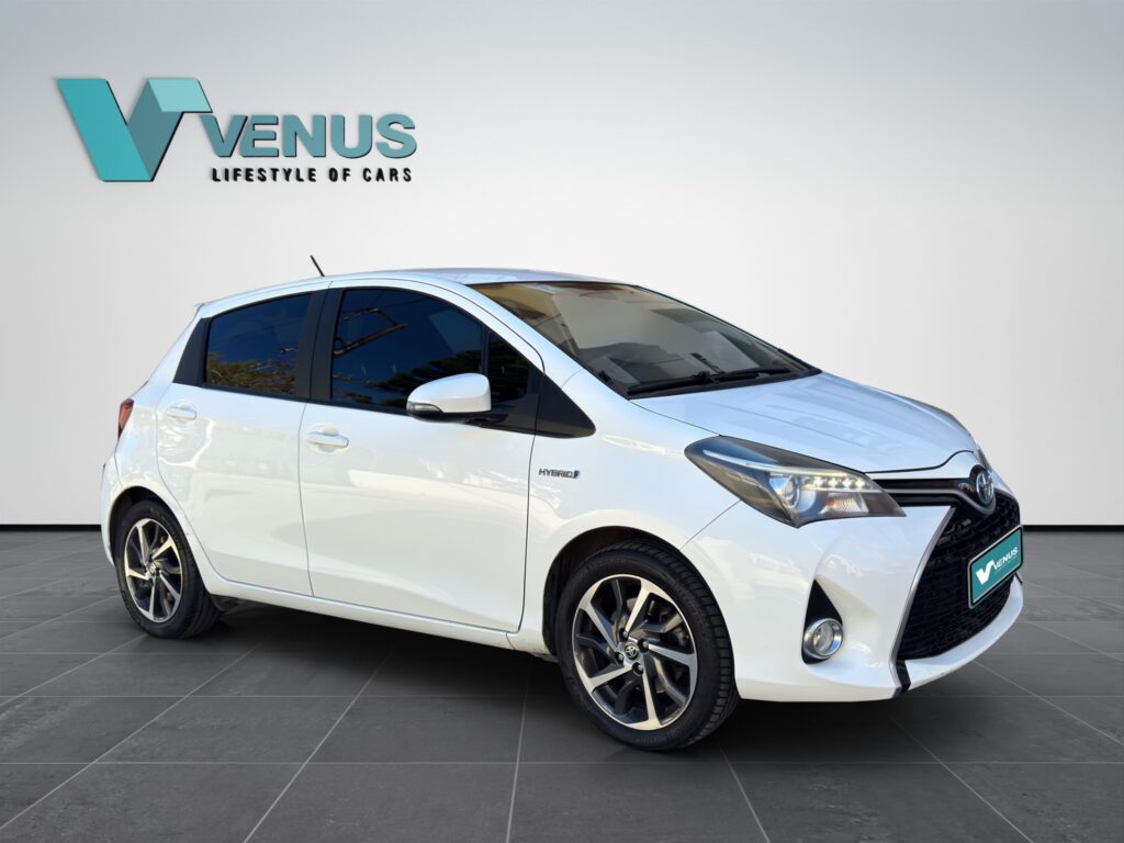 Toyota Yaris Hybrid Auto 2017