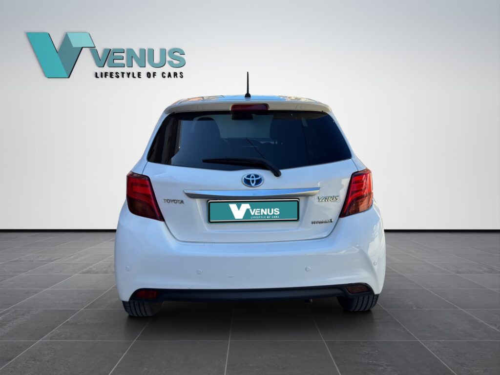 Toyota Yaris Hybrid Auto 2017