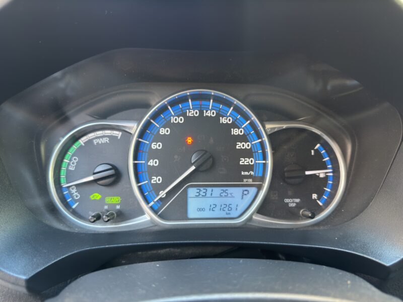 Toyota Yaris Hybrid Auto 2017