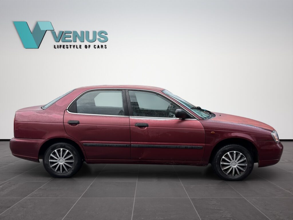 Suzuki Baleno Auto 2000