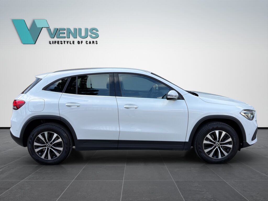 Mercedes-Benz GLA 250e Hybrid Plug-In Auto 2022