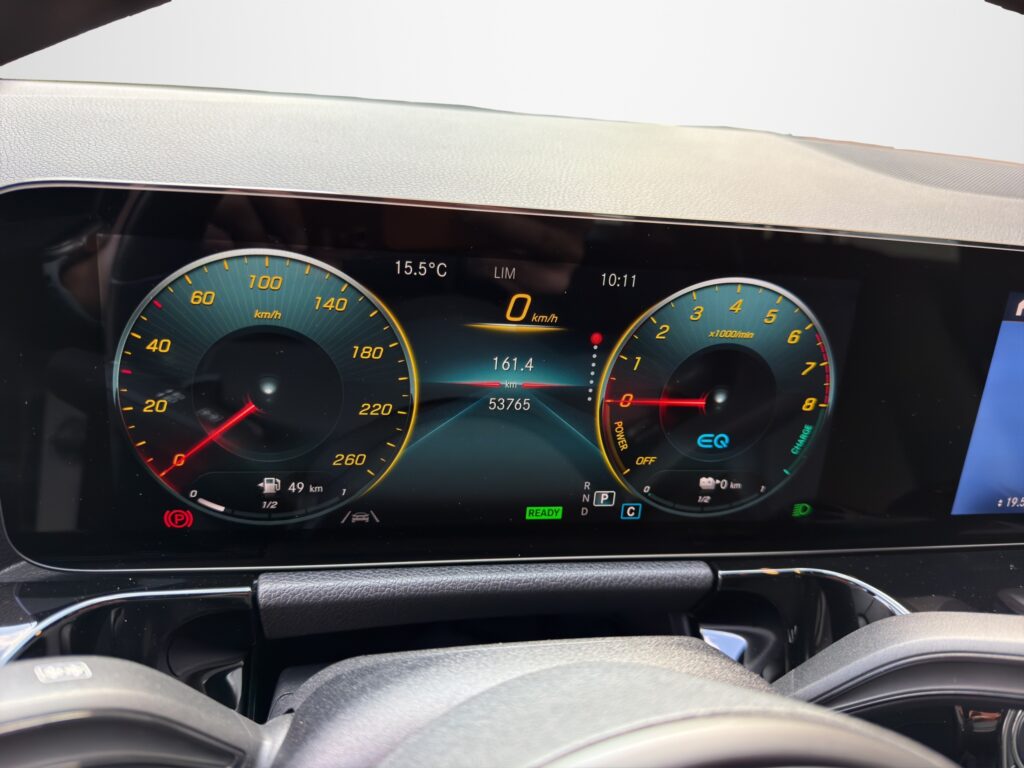 Mercedes-Benz GLA 250e Hybrid Plug-In Auto 2022