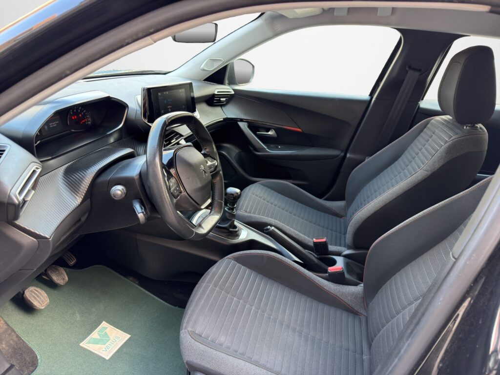 Peugeot 2008 BlueHDI 1.5 Diesel 2020