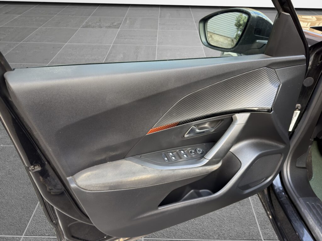 Peugeot 2008 BlueHDI 1.5 Diesel 2020