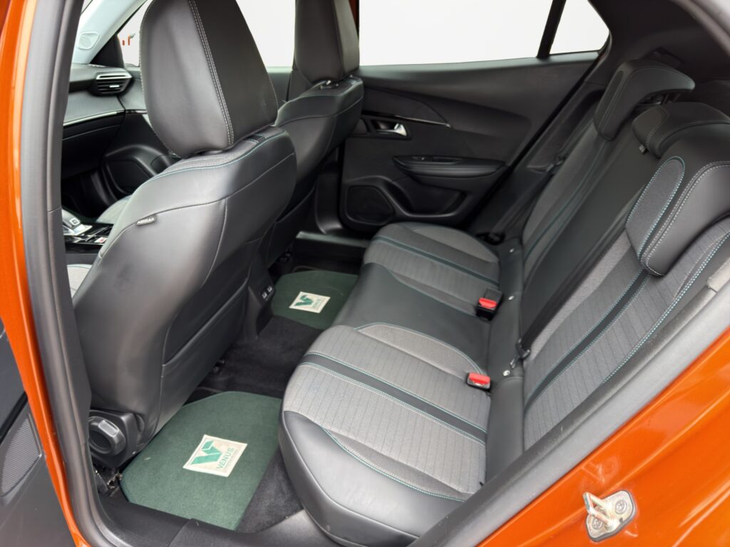 Peugeot 2008 1.5 BlueHdi Auto Diesel 2022