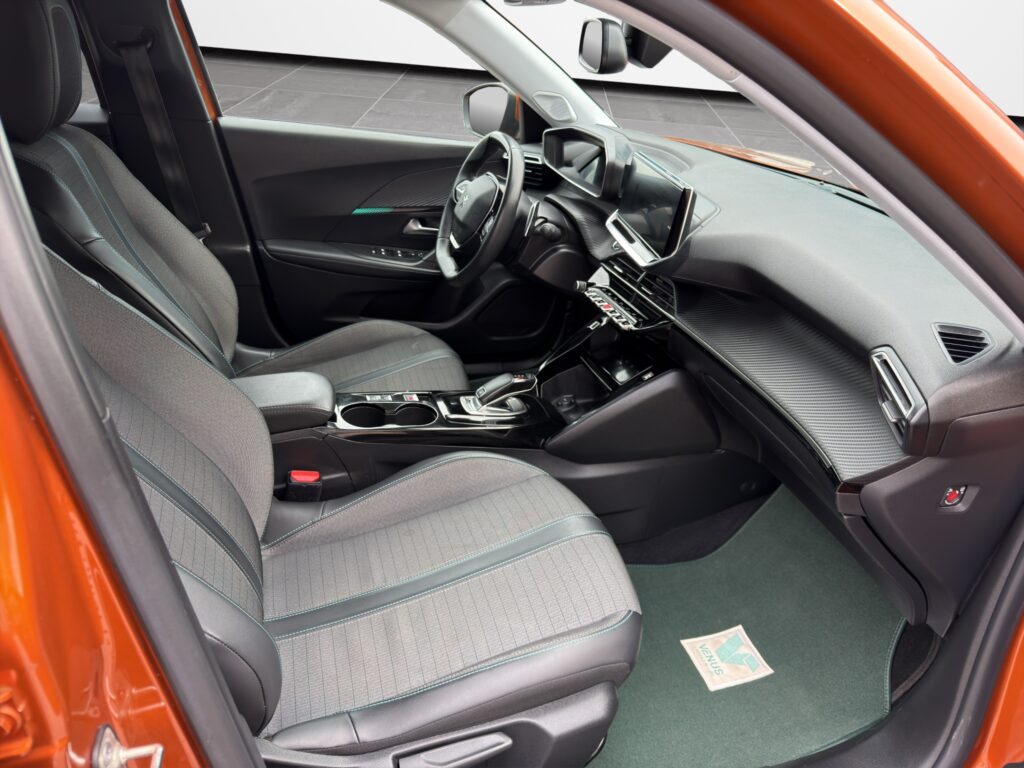 Peugeot 2008 1.5 BlueHdi Auto Diesel 2022