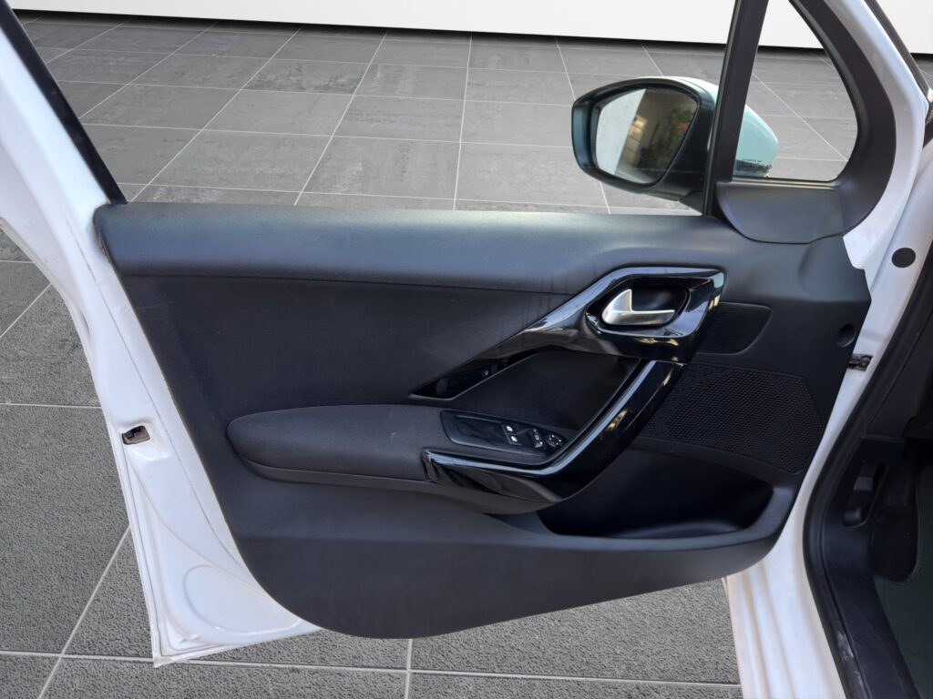 Peugeot 208 1.2 Puretech 2017